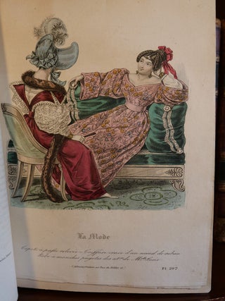 La Mode Revue du Monde Elegant Famous Parisian Fashion Magazine 16 Volumes