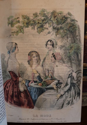 La Mode Revue du Monde Elegant Famous Parisian Fashion Magazine 16 Volumes