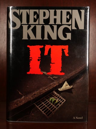 Item #7344 IT SIGNED. Stephen King